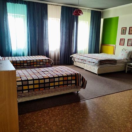Hotel Strelets Bishkek Exterior foto